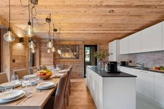 Chalet Apartment with Cinema, Spa & Sauna - 0