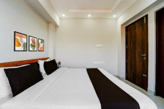 Super Townhouse Oak Cochin International Airport - 3