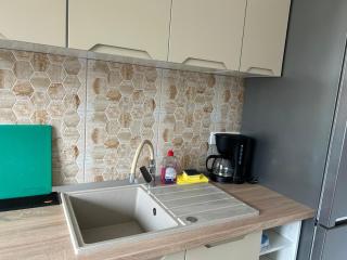 FLH - Zoe Apartment - 2