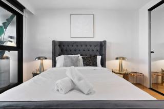 Panoramic views, Steps to Marvel & The District Docklands, Free Parking, & Gym! - 6