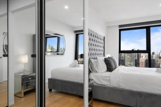 Panoramic views, Steps to Marvel & The District Docklands, Free Parking, & Gym! - 4