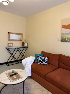 Focus Apartment Kenol - 1