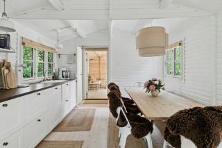 Hus Ved Sejerøbugtbukta Med Solnedgang - 7