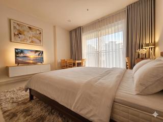 Sunrise Riverside by Tam House with Gym and Pool - 6