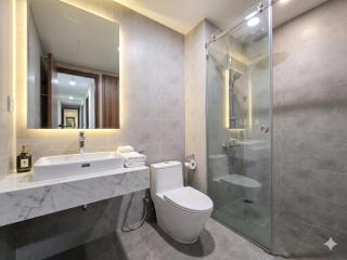 Sunrise Riverside by Tam House with Gym and Pool - 4