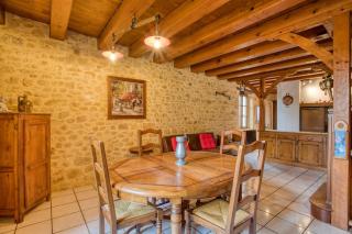 "Roc'Abeille" Maison de campagne 5 à 7 personnes - 8