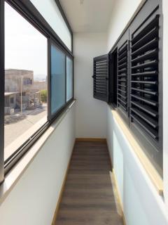 Spacious 3-bdr house close airport - LCGR - 8
