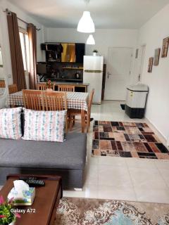 شاليه غرفتين -قرية نيو كوست الساحل الشمالي - 9