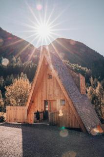 Collis Hill Chalets & Hotel - 0