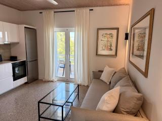 Corinthian Blue Waterfront Suites - 2
