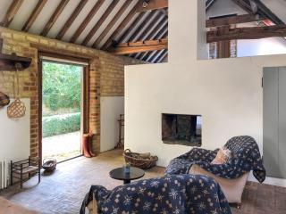 The Love Nest - Uk51593 - 9