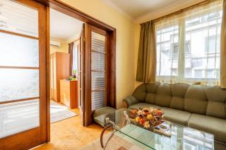 Central and Cozy 1BDRM Apt. - 1