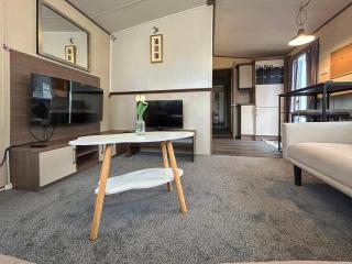 Uk51413 - The Ferm - 9