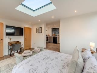 The Bunker - Uk40225 - 1