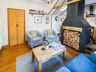 Corner Cottage - 5