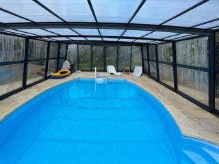 Piscine privative chauffée toute l année - 8