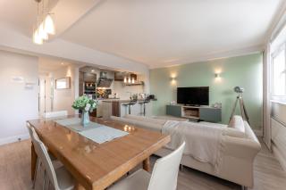 Stunning Clifton flat in amazing central location - 0