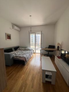 Central Economy Apartment - 4