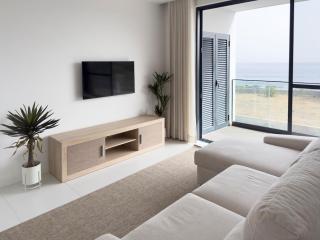 Elegant 2-bd apt, near seafront and seaview - LCGR - 1