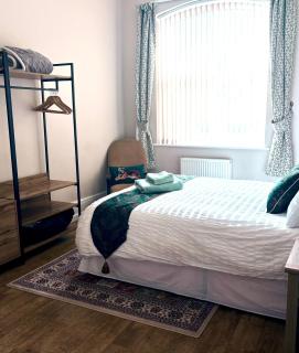 Luxury City and Racecourse Apartment With Parking - 9