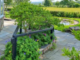 Beacon Cottage - Ivegill - 3