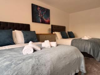 Low Street Escape 3 Bed, Sleeps 9, Gated Drive, WiFi, Contractors - 8