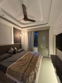 Artisan Abode406 Luxury Studio in Saket - 5