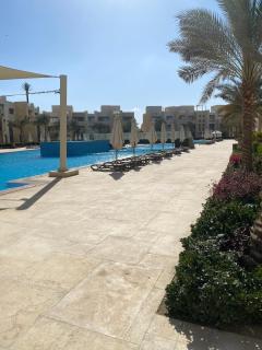 Luxury & cozy 1BDR at Mangroovy, Elgouna, Red sea - 7