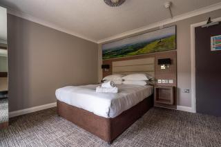 Riverside Hotel - 8