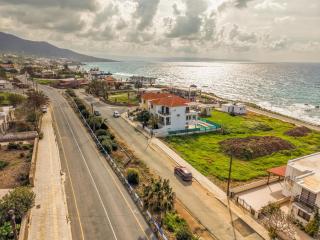 Infinity Blue Villa w Pool - 6