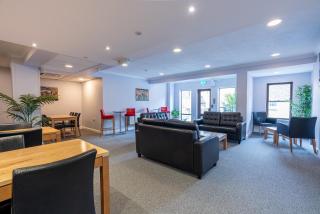 Riverside Hotel - 4