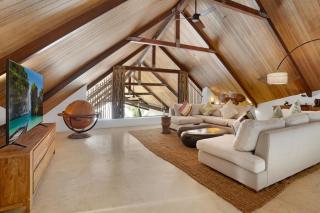 Villa 5-Bedroom with Private Pool - 3