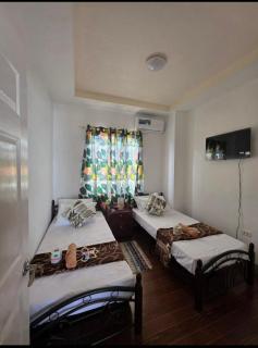 Rweydz Guest Inn Dorm - 6