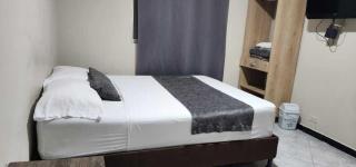 Hotel Distrito Unicentro - 1