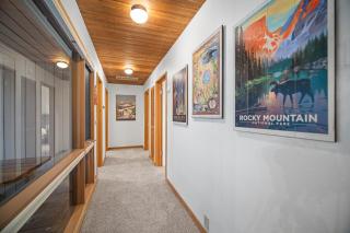 19 Meadow House - 2