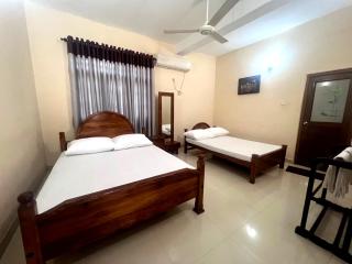 Lotus Breeze Family Room - 7