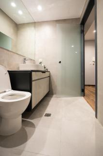 Piraeus Port Luxury Suites G13 - 4