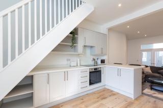 Stylish 3BD house - fast Wi-Fi - smart tv - 1
