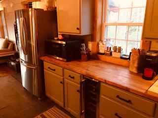 The Birches Cabin, at home in the woods! - 6