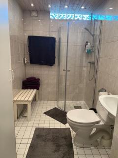 Hel lägenhet i villa - i Åby centrum - 4