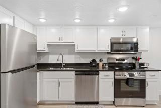 Serene Creek Condo Pool & Gym - 1