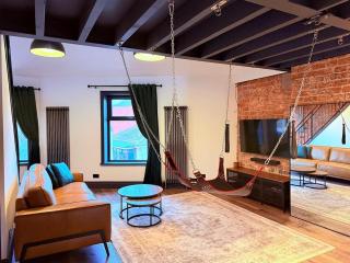 Kink Suites a Luxury BDSM themed one bed apartment - 0