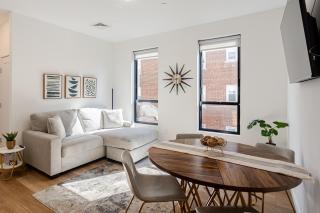 Modern & Spacious 2BR Apartment with Gym & Parking - 0