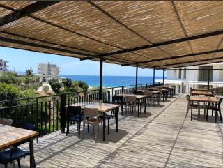 Beachfront Apartment Saranda - 9