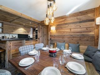 Appartement spacieux de 100m² pour 8 pers., 4 chambres, Val d'Isère - Cheminée, parking, animaux admis - FR-1-567-62 - 2