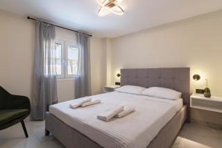 Peonia Apartment II Modern Stay with Balcony Near Old Town - 9