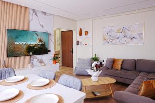 Panoramic Luxury Apartment - 9