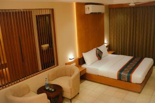Hotel Bariz Perinthalmanna - 0