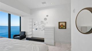 Modern Oceanfront Living - 5