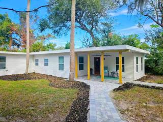 Heavenly Hideaway 2 Beach & Relax 3br - 3